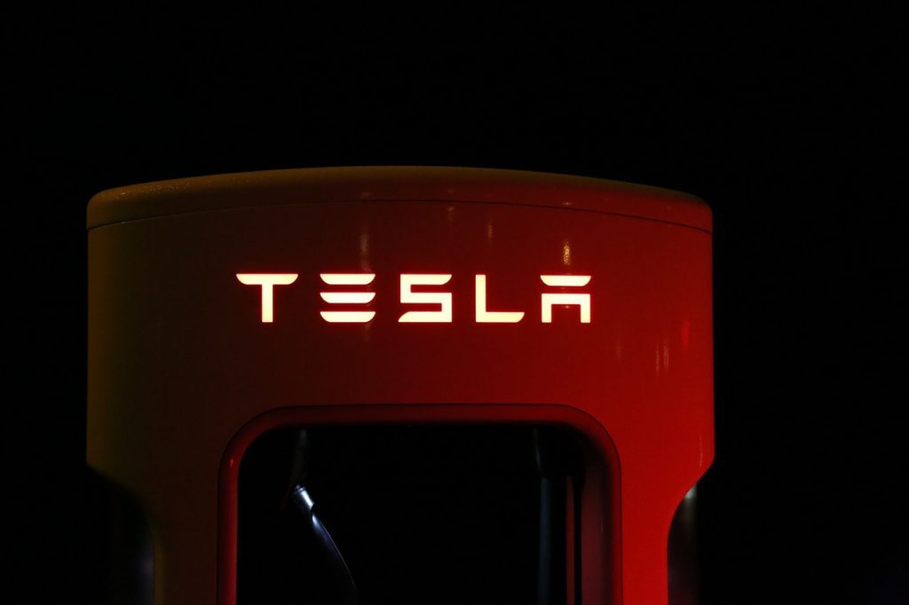 Tesla baterie