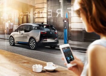 BMW otevírání přes smartphone