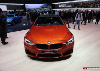 BMW M4 auto