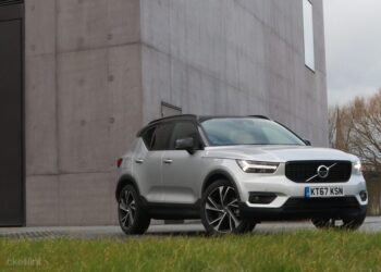 volvo suv XC40