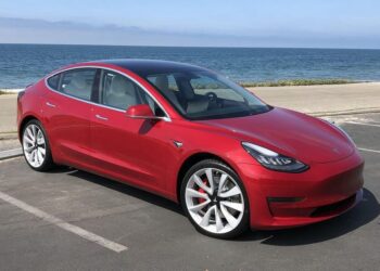 Budoucnost Tesly: Dost reálně jí převálcuje konkurence