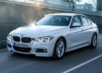Novinky z BMW řady 3 dostávají plug-in hybridy