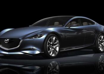 Mazda chystá první elektromobil