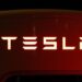 Teslu si zanedlouho budeme moci opravit v Praze!