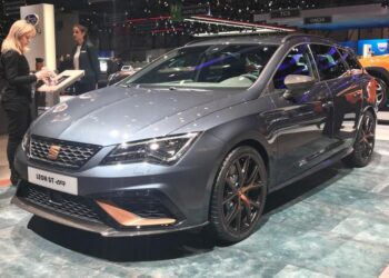 Nový Leon Cupra R ST má výkon 300 koní