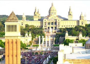 Barcelona – památky, moderní architektura i krásné pláže / VIDEO