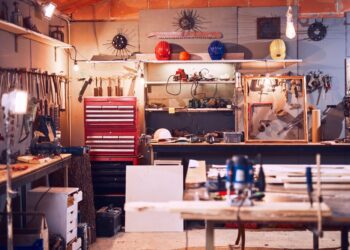 Pořiďte si veškerou výbavu pro vaši garáž nebo dílnu