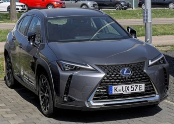 Lexus UX 300e