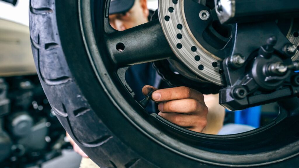detail kola motorky