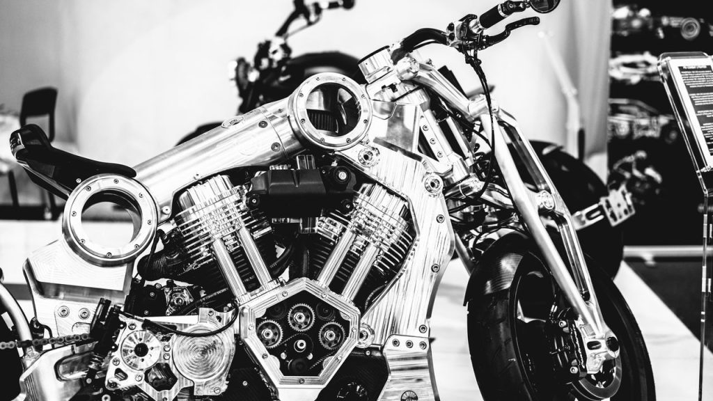 Jaké nástroje jsou potřeba pro zimní údržbu motocyklu?