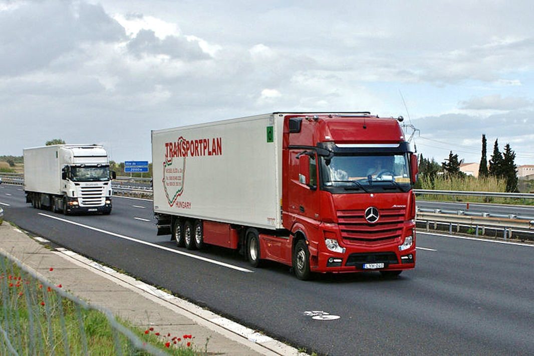 mercedes benz actros