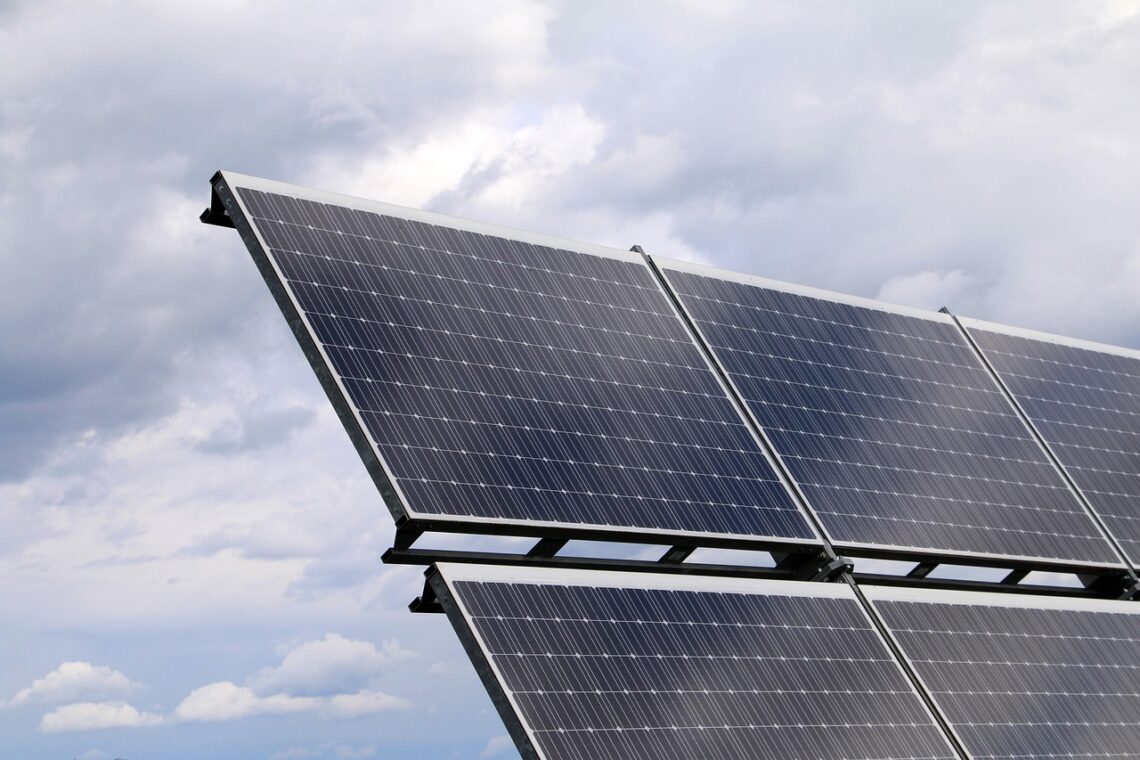 photovoltaic photovoltaic 2799982 1280
