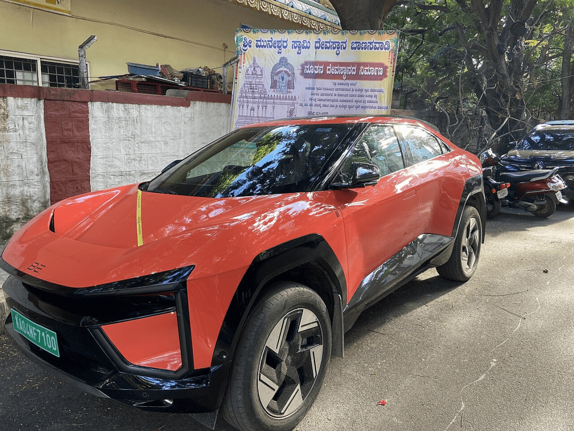 mahidra be6
