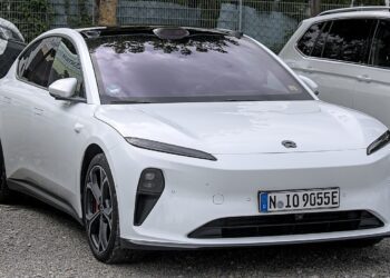 nio et5