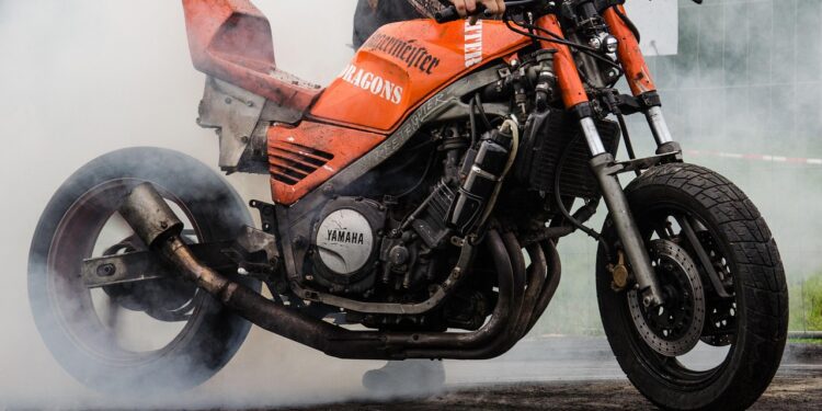 tonic pics motorcycle 3615456 1280