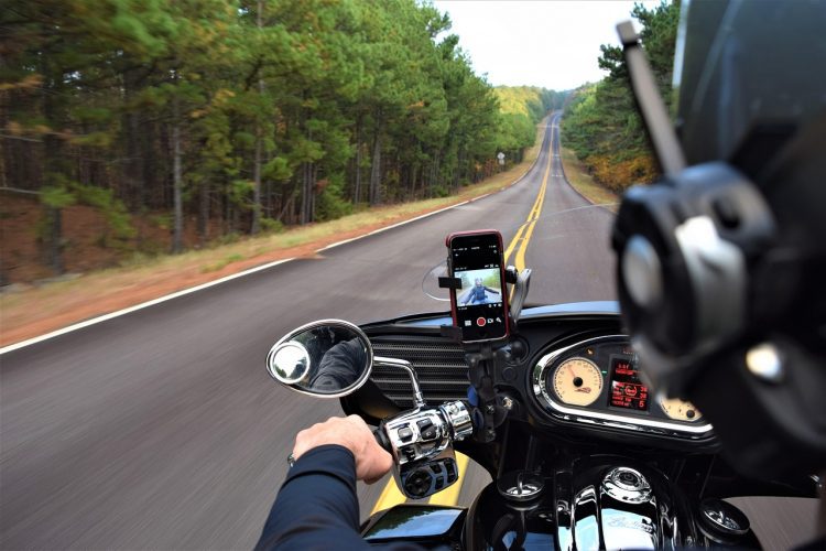 cloney motorcycle 4187586 1280