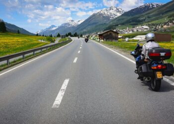 dendoktoor road 6510548 1280