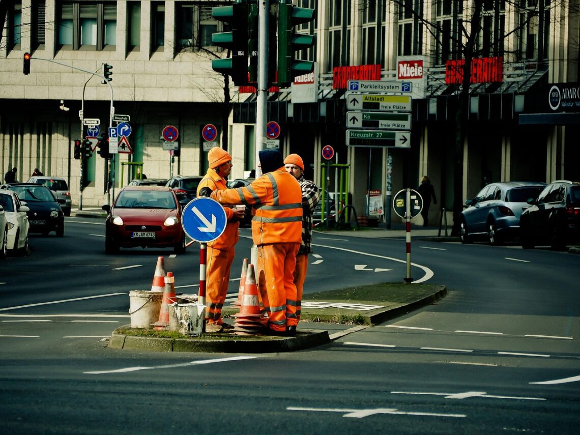 652234 workers 1210670 1280