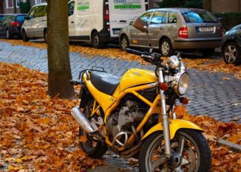 freipoesie motorcycle 3747289 1280